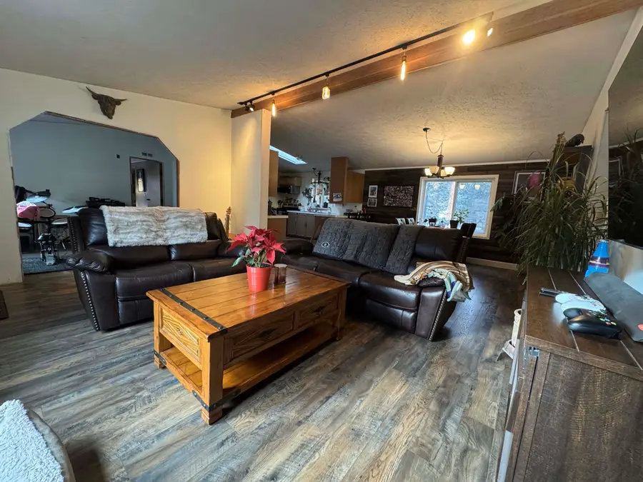 19494 Baker, Bend, OR 97702 - Image #2