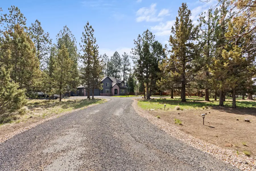 61250 15th, Bend, OR 97702 - Image #2