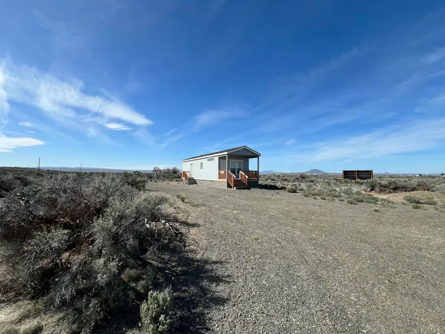 57509 Arrowhead, Christmas Valley, OR 97641 - Image #3