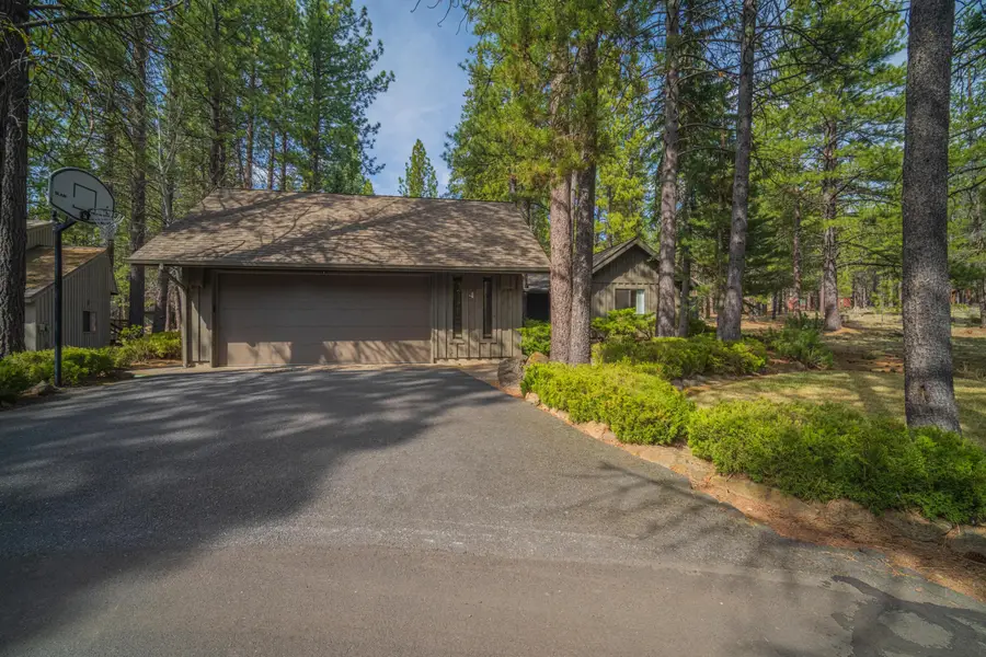 57406 Little, Sunriver, OR 97707 - Image #2