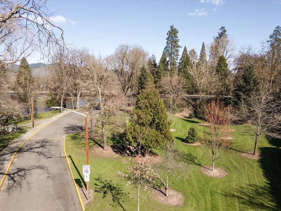 115 Rogue River, Grants Pass, OR 97527 - Image #3