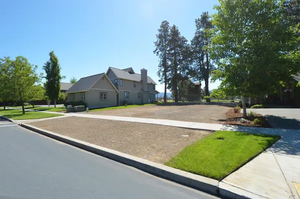 513 S Pine Meadow, Sisters, OR 97759