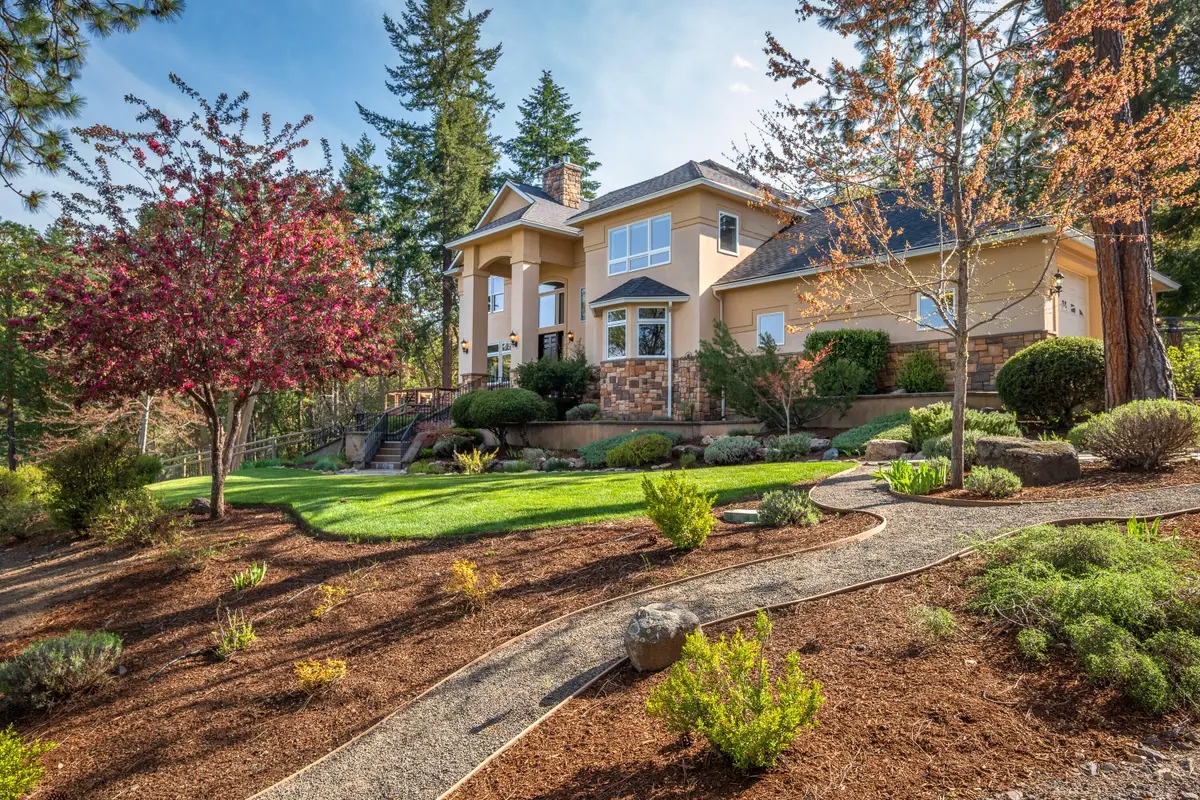 1694 Old Siskiyou, Ashland, OR 97520 - Image #1