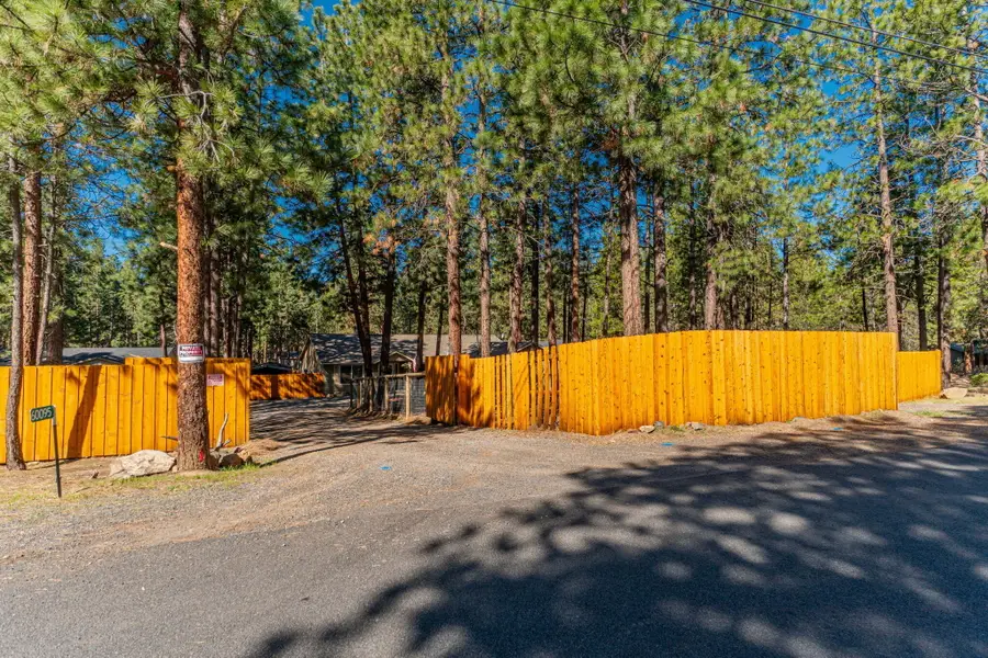 60095 Crater, Bend, OR 97702 - Image #3