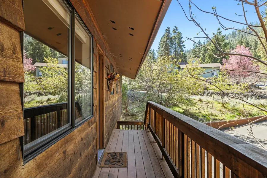 1273 Lynnewood Boulevard, Klamath Falls, OR 97601 - Image #3