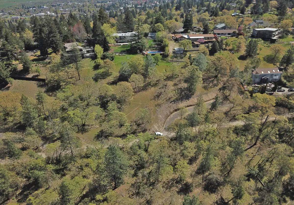 440 Glenview Drive, Ashland, OR 97520 - Image #1