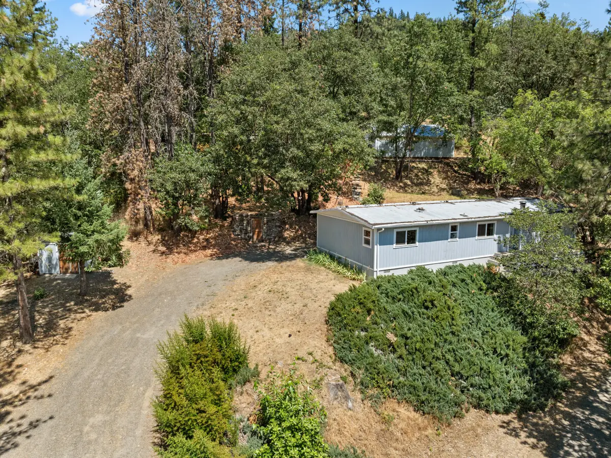 18505 E Evans Creek, Rogue River, OR 97537 - Image #1