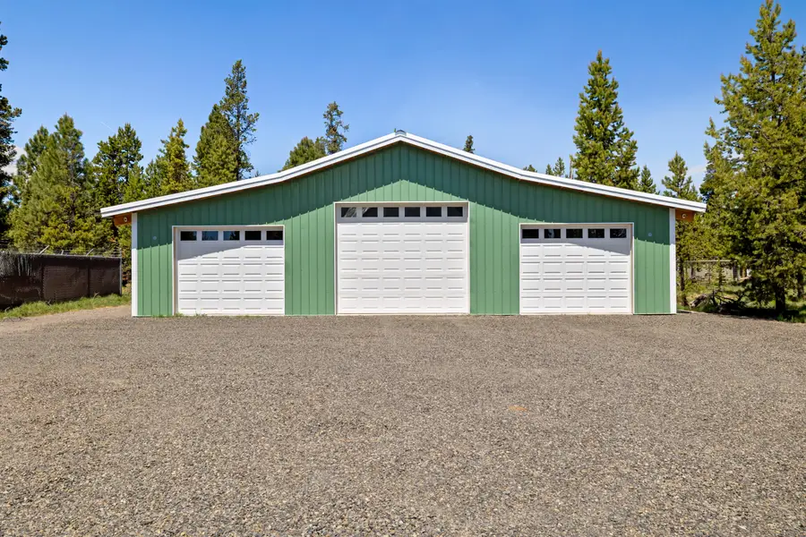 16932 Upland, Bend, OR 97707 - Image #2