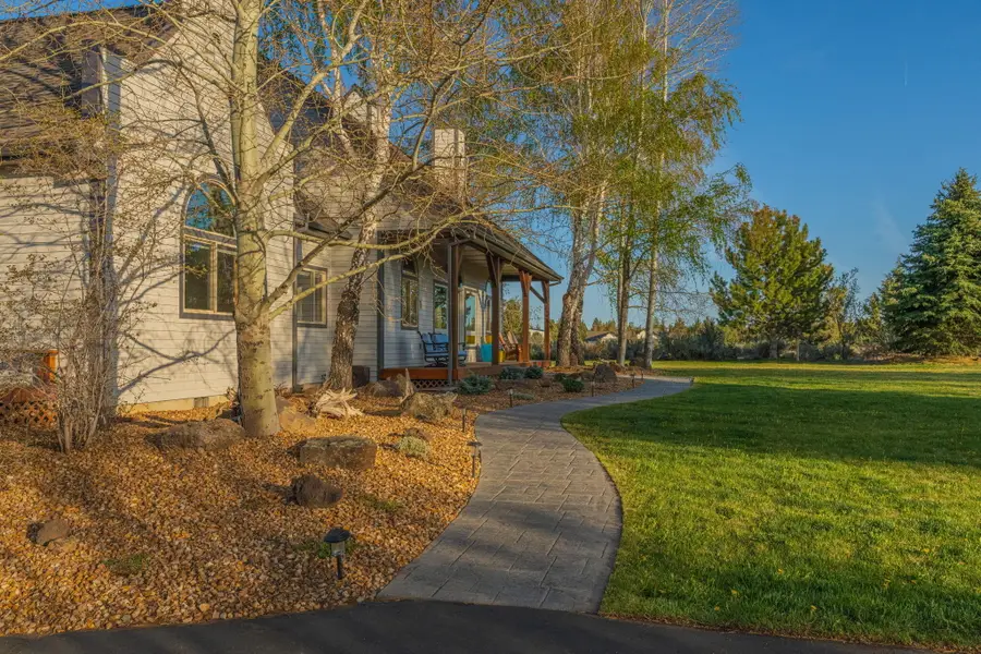 67076 Sunburst Street, Bend, OR 97703 - Image #3