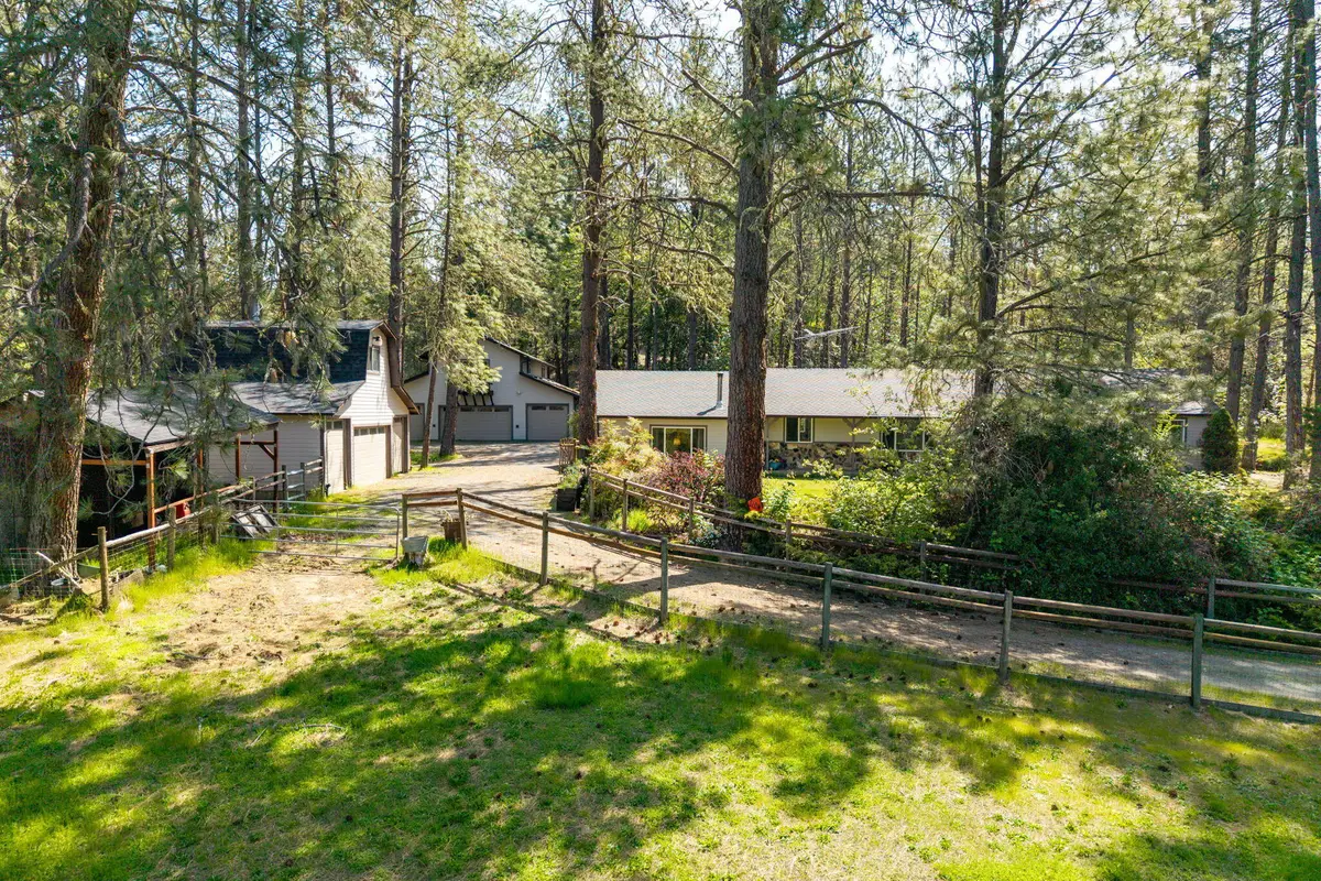 770 Pass Creek, Grants Pass, OR 97526 - Image #1