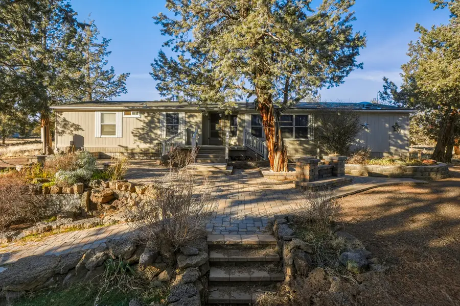 4715 NW 49th Lane, Redmond, OR 97756 - #3