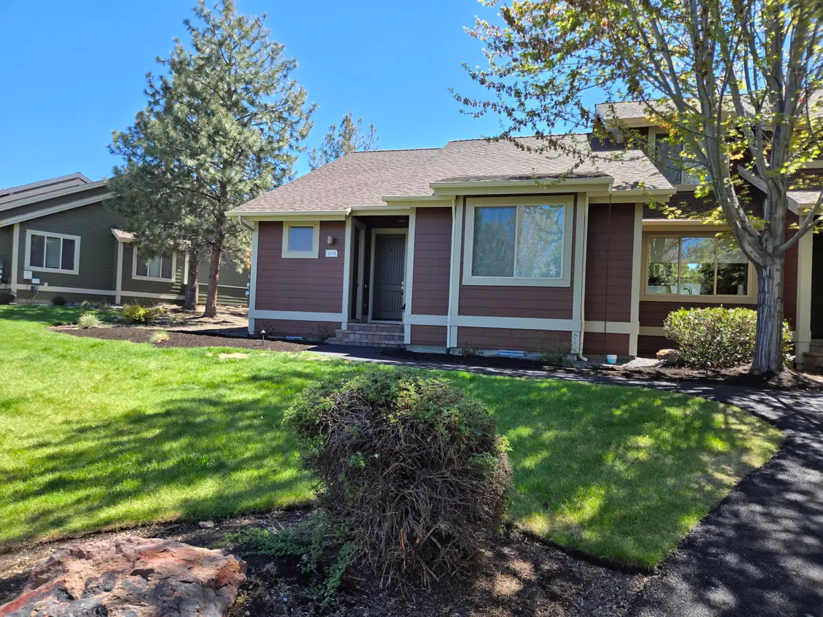 1379 Highland View Loop, Redmond, OR 97756 - #1
