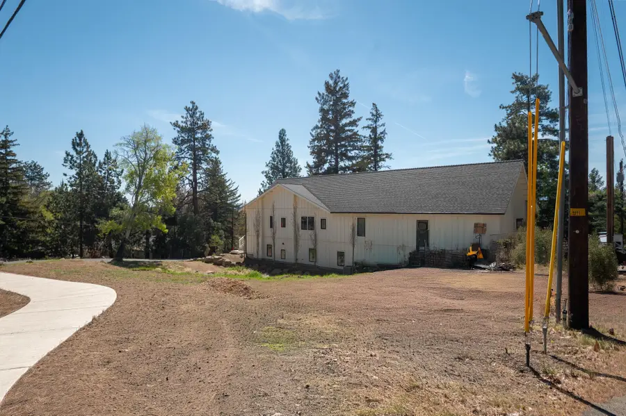 607 NW Trenton Avenue, Bend, OR 97703 - Image #3