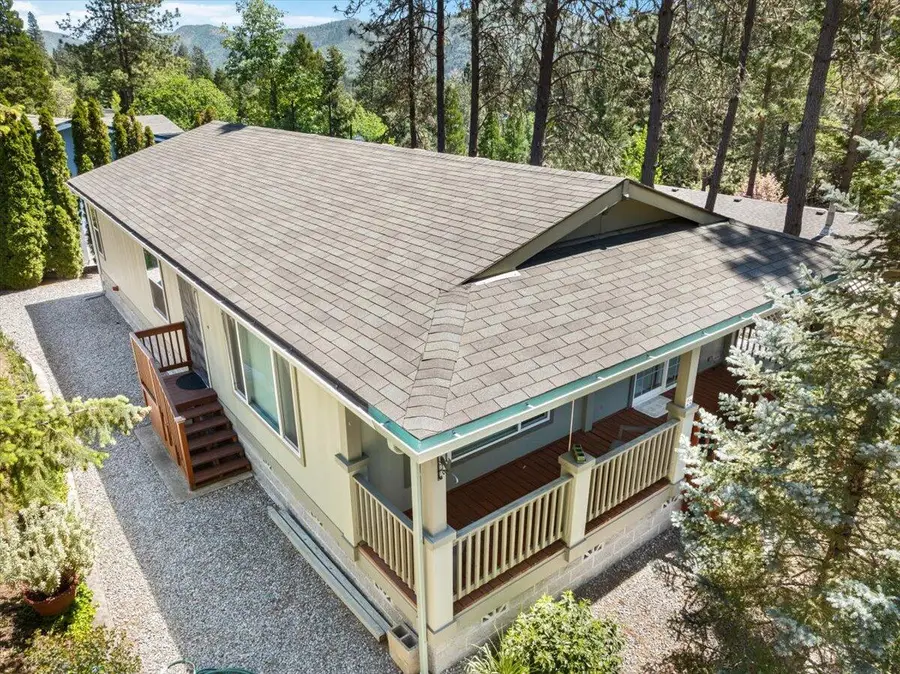 5648 Foothill Blvd, Grants Pass, OR 97526 - Image #3