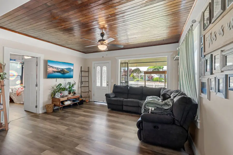 2772 Merriman, Medford, OR 97501 - Image #2