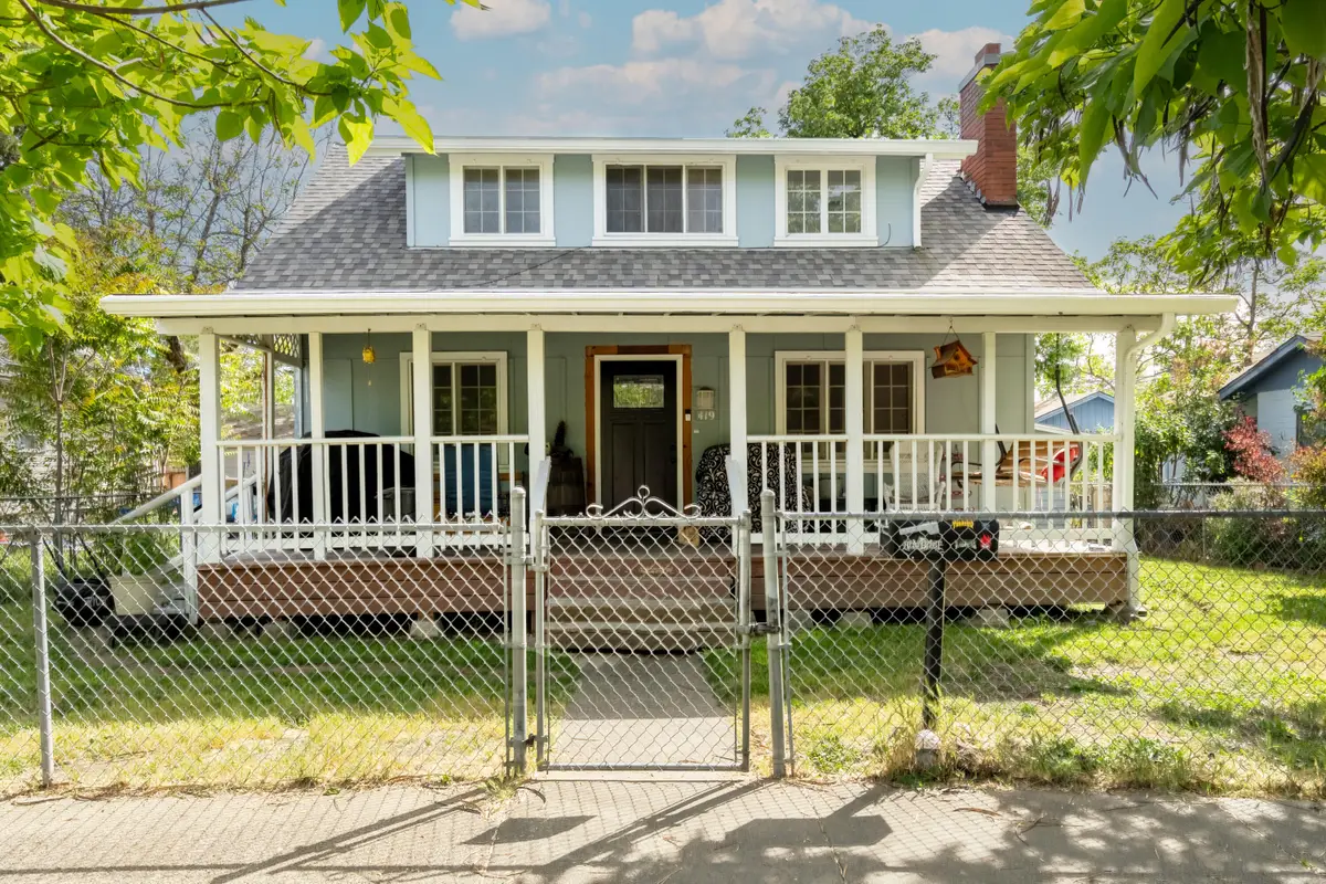 419 NW D, Grants Pass, OR 97526 - Image #1