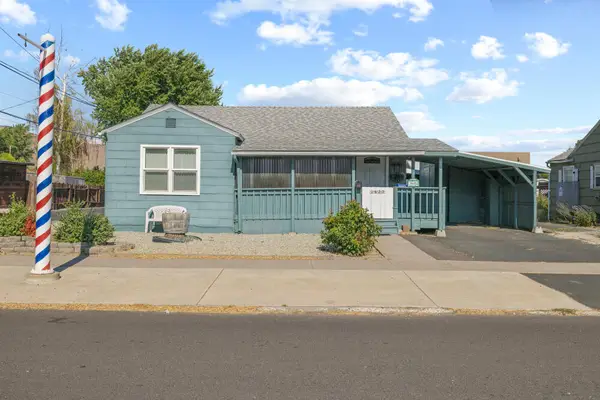 1633 Division, Klamath Falls, OR 97601