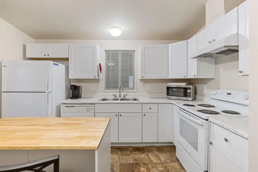 219 Kingsbury, Grants Pass, OR 97526 - Image #3