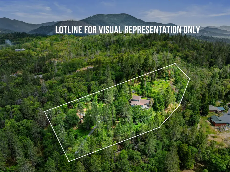 5445 Hugo, Grants Pass, OR 97526 - Image #3