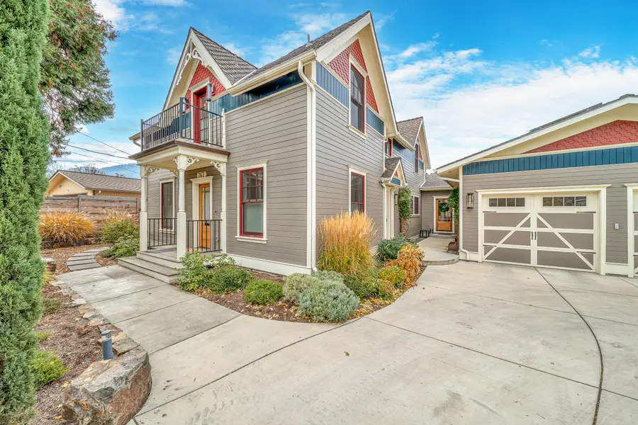 767 Oak, Ashland, OR 97520 - Image #3