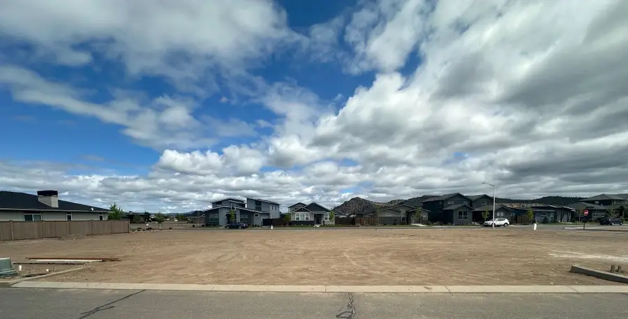1480 NE Perspective, Prineville, OR 97754 - Image #2