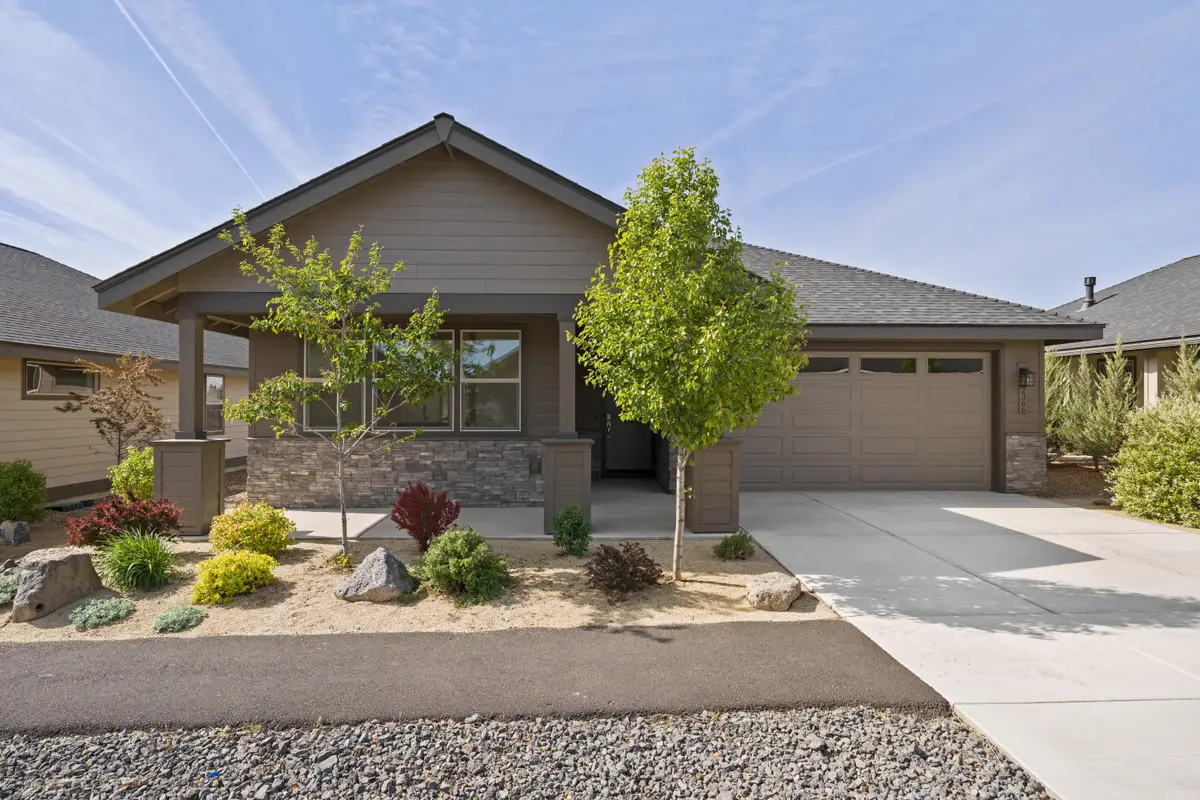2366 NW Redwood, Redmond, OR 97756 - Image #1