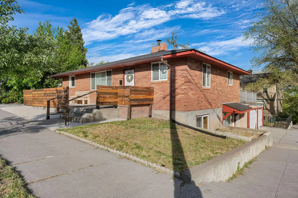 404 Washington, Klamath Falls, OR 97601 - Image #1