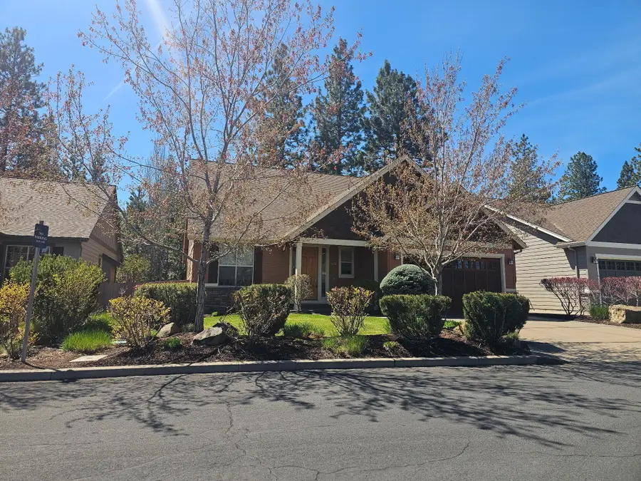 19501 Pond Meadow Avenue, Bend, OR 97702 - Image #3