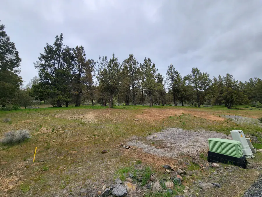 Murrelet Lot 1196, Klamath Falls, OR 97601 - Image #2