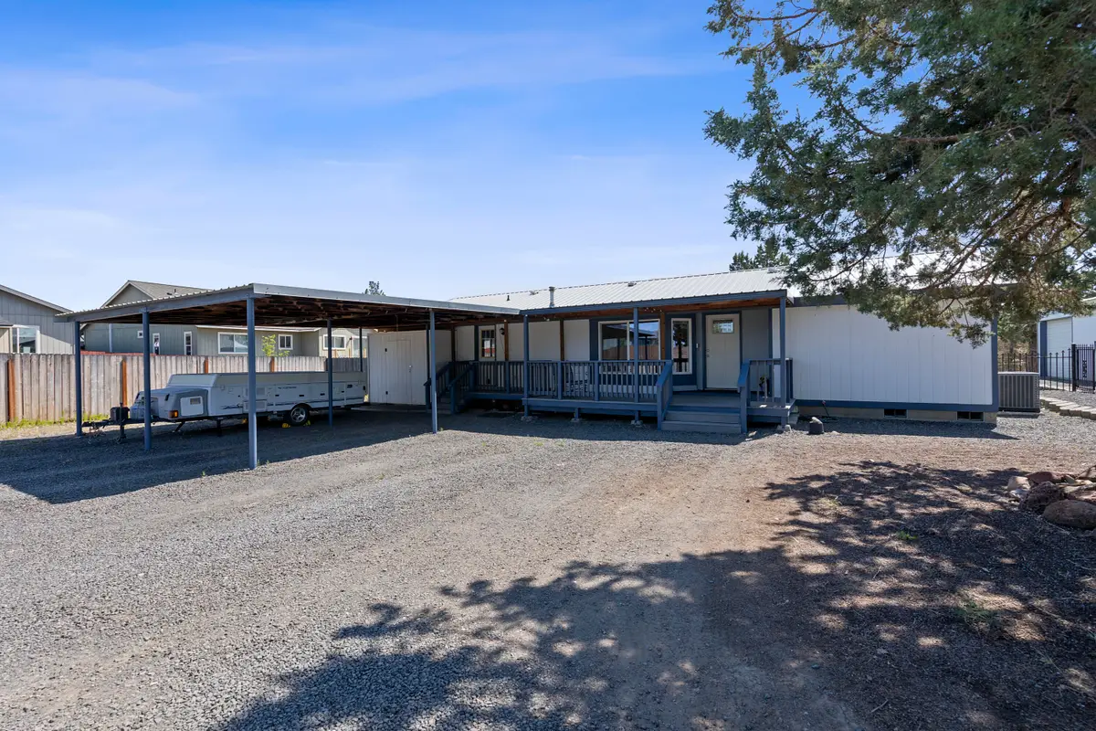 605 SE Kinkade Road, Madras, OR 97741 - Image #1