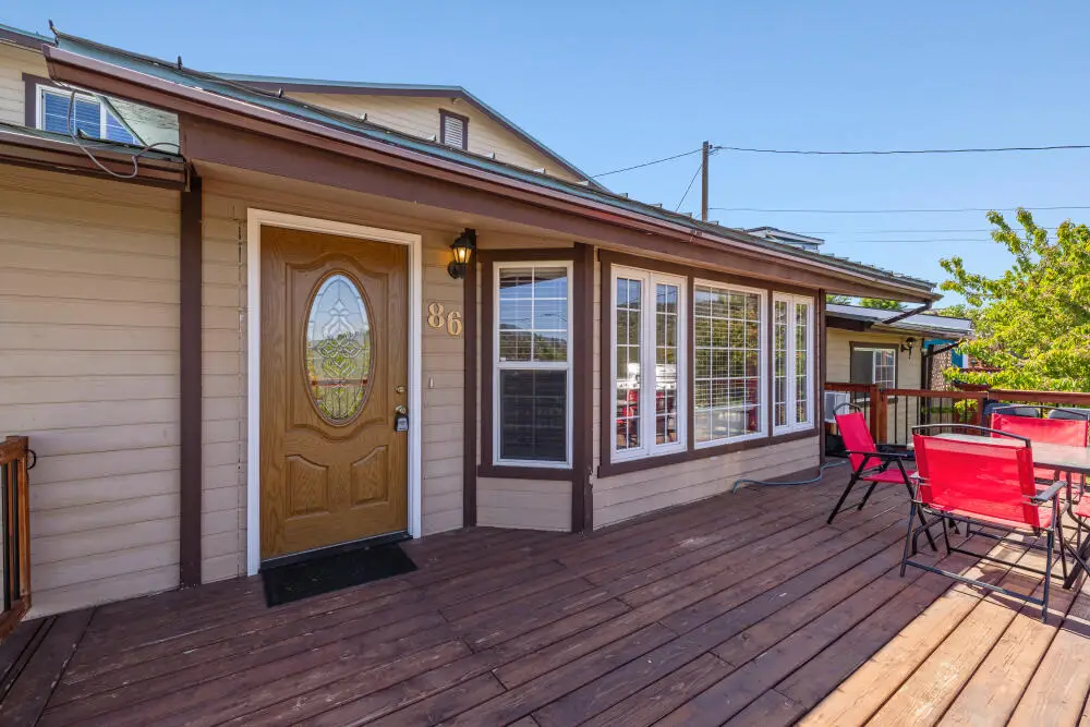86 Lincoln, Klamath Falls, OR 97601 - Image #1