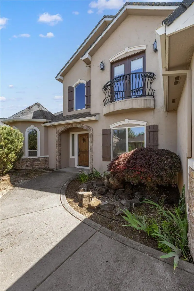 888 Arrowhead, Eagle Point, OR 97524 - Image #3