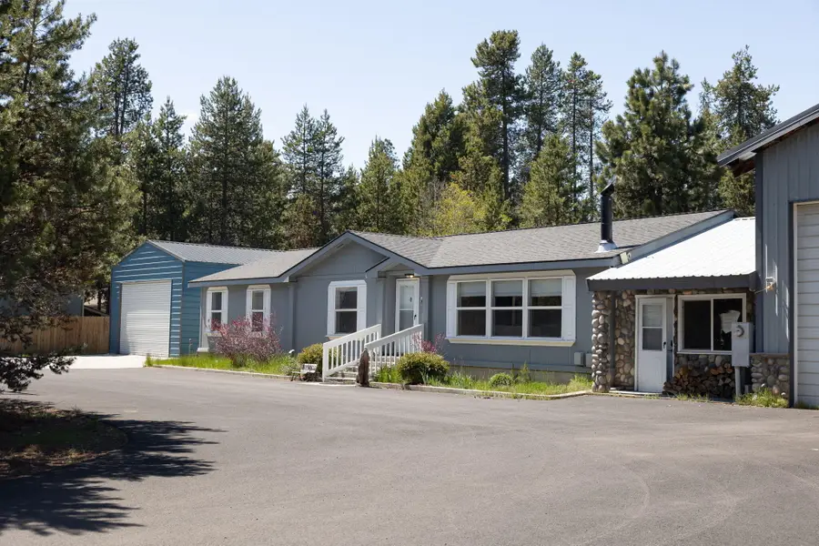 15575 Pinedale, La Pine, OR 97739 - Image #2