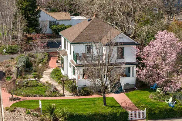 451 N Main, Ashland, OR 97520