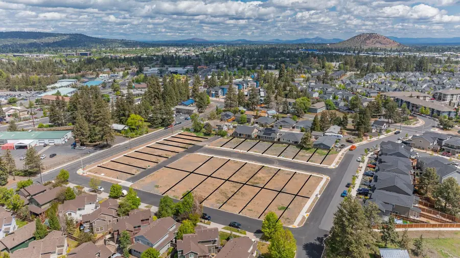 61528 Parrell Road, Bend, OR 97702 - Image #2