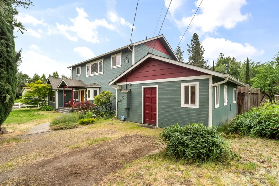 605 W 4th, Phoenix, OR 97535 - Image #2