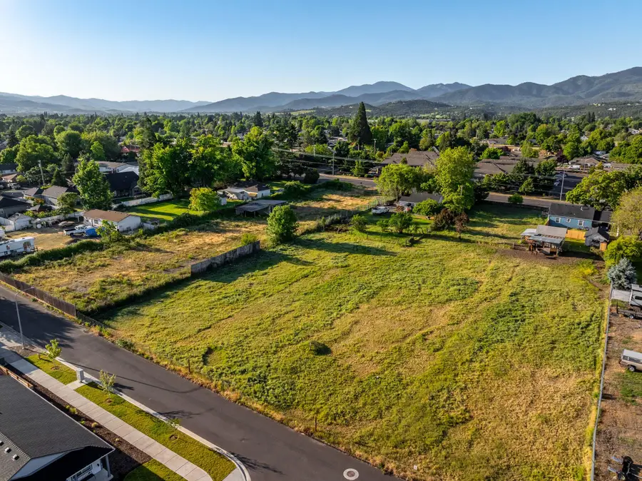 0 Aster Street, Medford, OR 97501 - #2