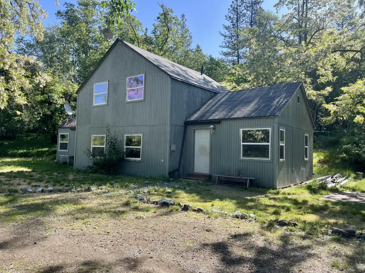 7255 Holland Loop, Cave Junction, OR 97523 - Image #1