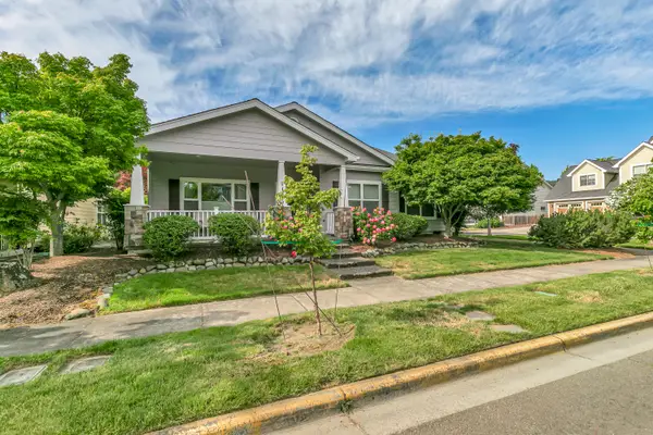 1135 Shake, Central Point, OR 97502