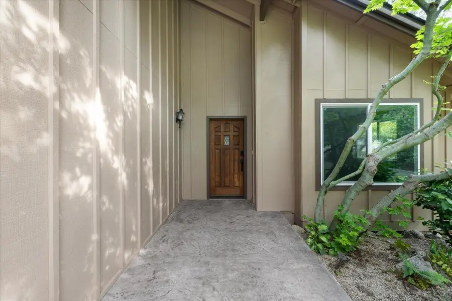 4627 E Evans Creek, Rogue River, OR 97537 - Image #3