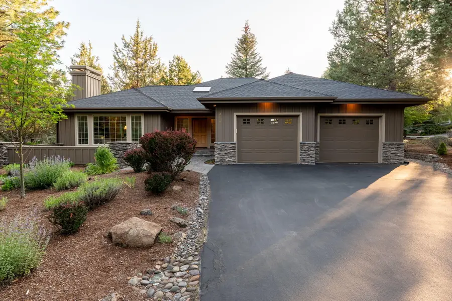 3013 NW Melville Drive, Bend, OR 97703 - Image #2