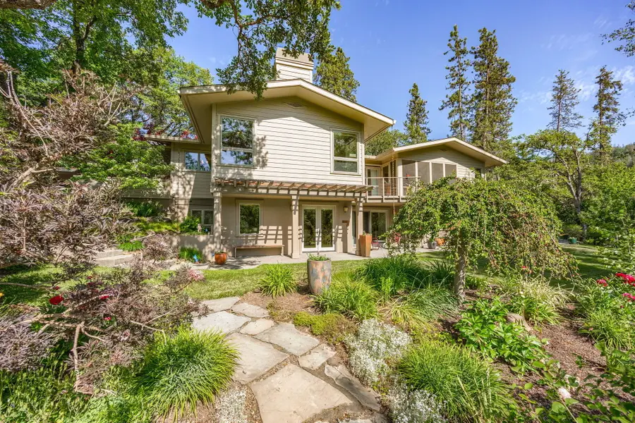 6268 Little Applegate Road, Jacksonville, OR 97530 - Image #3