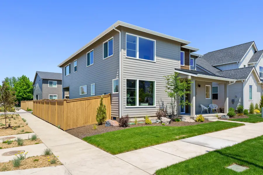 21134 NE Beall, Bend, OR 97701 - Image #2