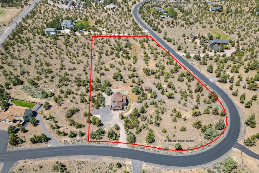 10300 SW Nicole, Powell Butte, OR 97753 - Image #2