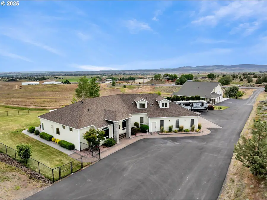 3760 SW Highway 97, Madras, OR 97741 - #3