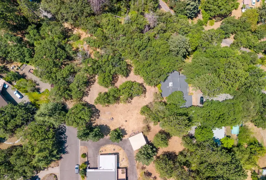 0 Emma, Ashland, OR 97520 - Image #2