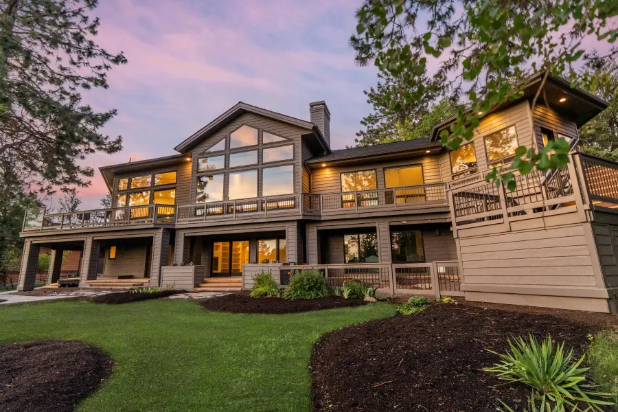 2803 NW Starview, Bend, OR 97703 - Image #2