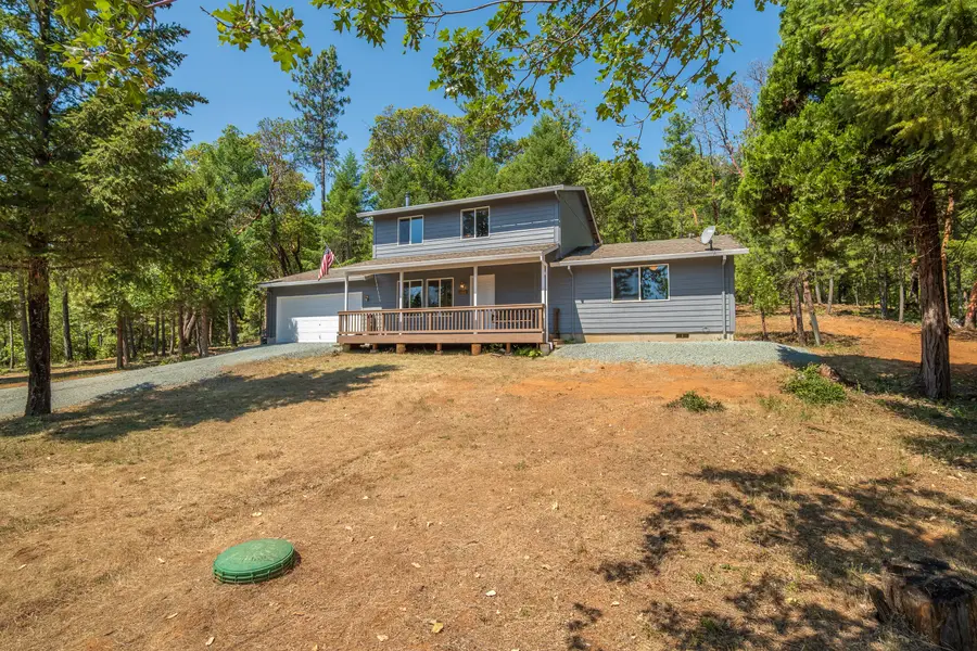 8797 W Evans Creek, Rogue River, OR 97537 - Image #2