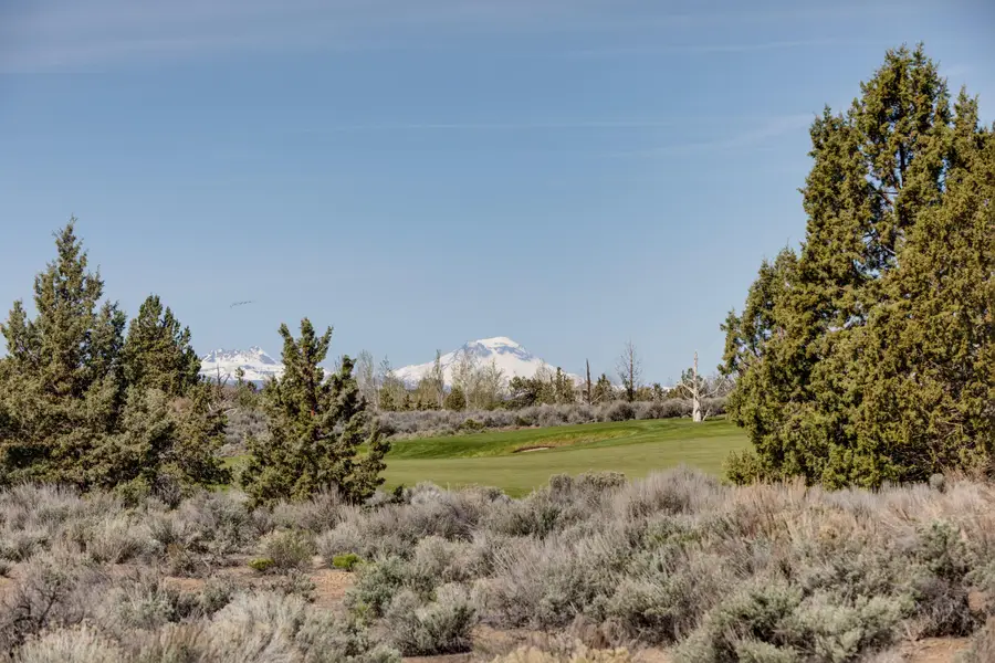 65775 Pronghorn Estates, Bend, OR 97701 - Image #3
