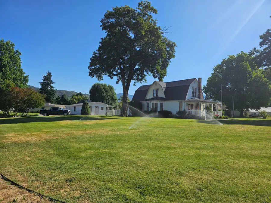 2308 Lower River, Grants Pass, OR 97526 - Image #3